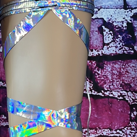 New, Silver Holographic Leg Wraps - Picture 1 of 10